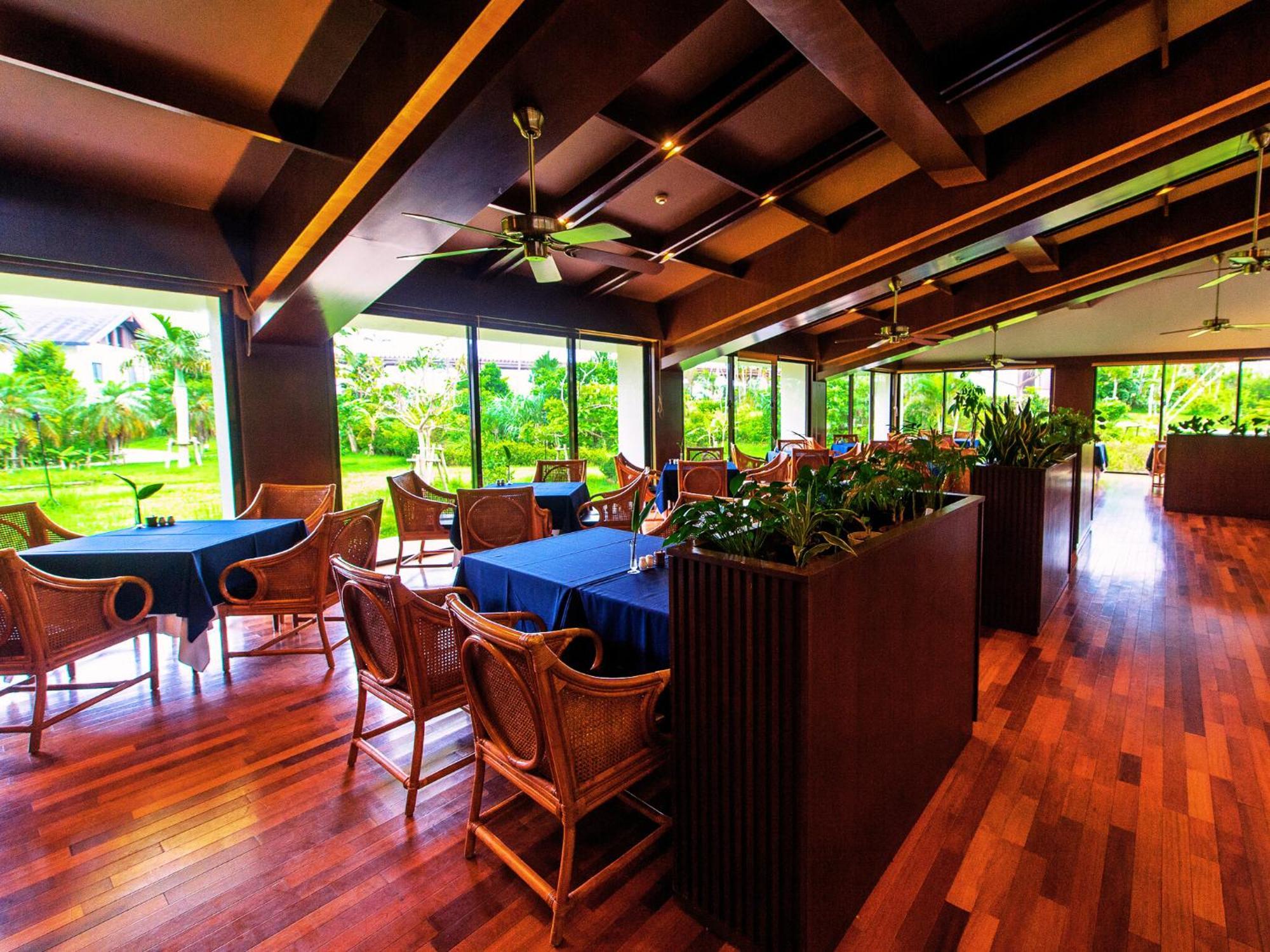 Livemax Amms Canna Resort Villa Ginoza Esterno foto